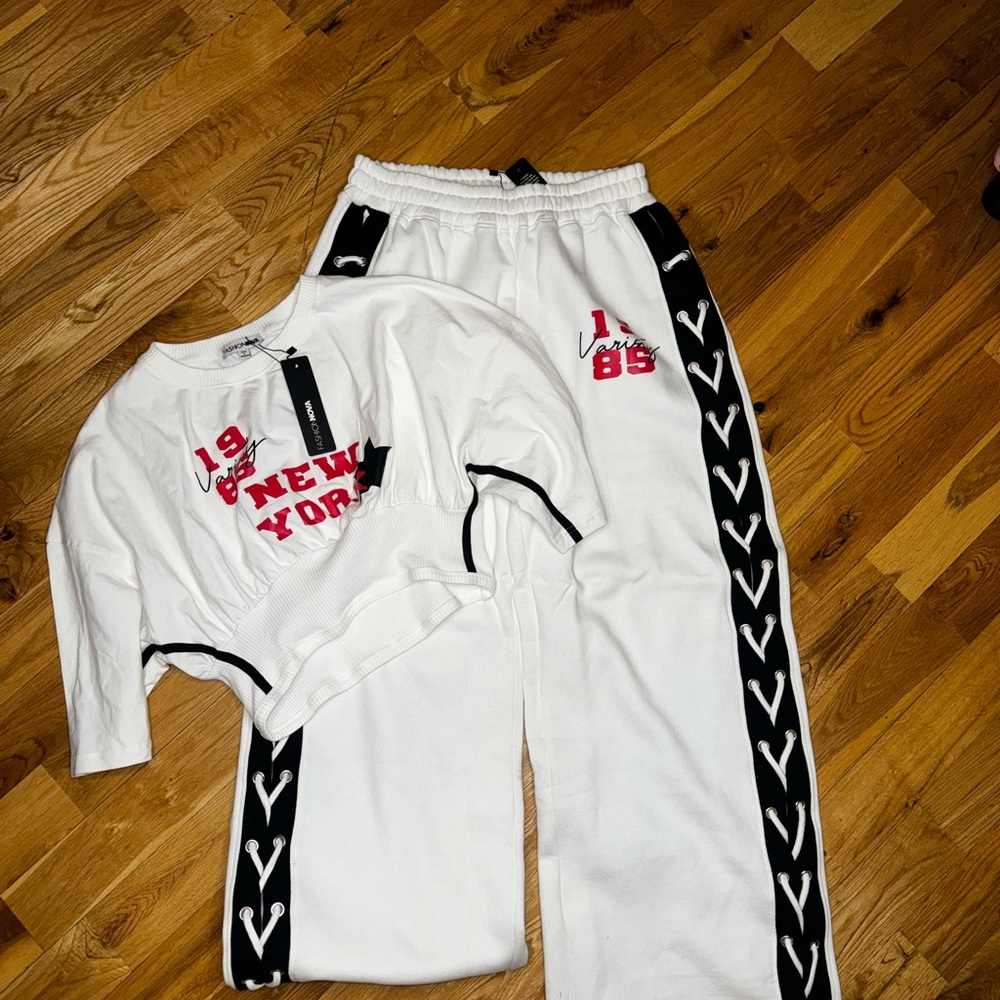 New York Graphic Jogger Set♥️🔥